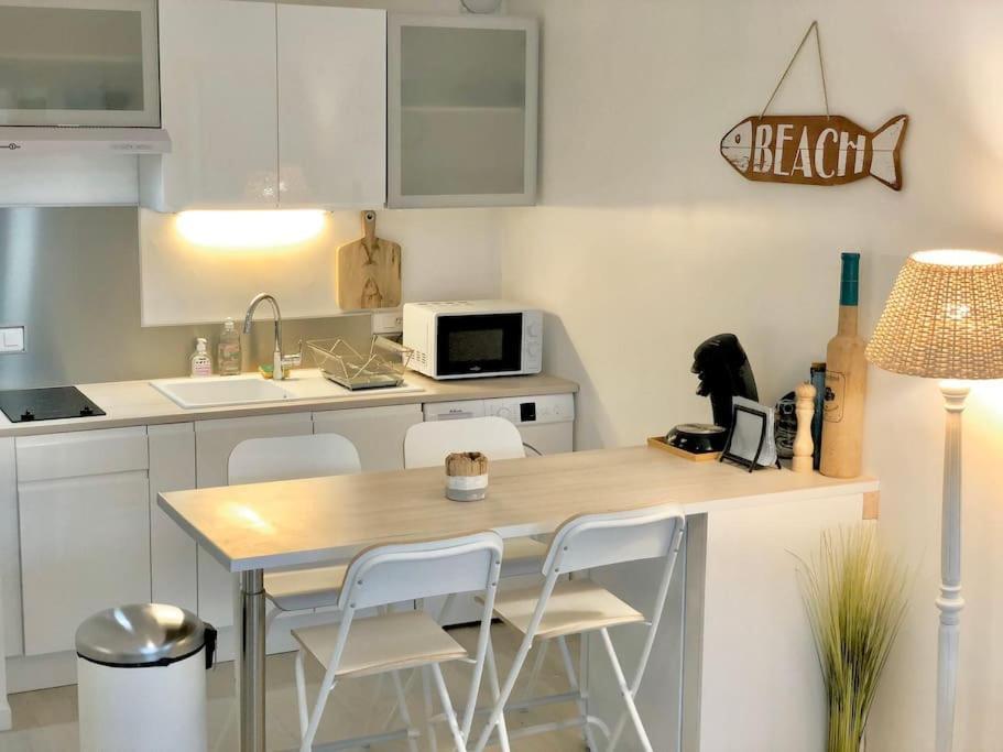 Le Brusc. Design, Parking, Wifi & Double Vue! Daire Six-Fours-les-Plages Dış mekan fotoğraf